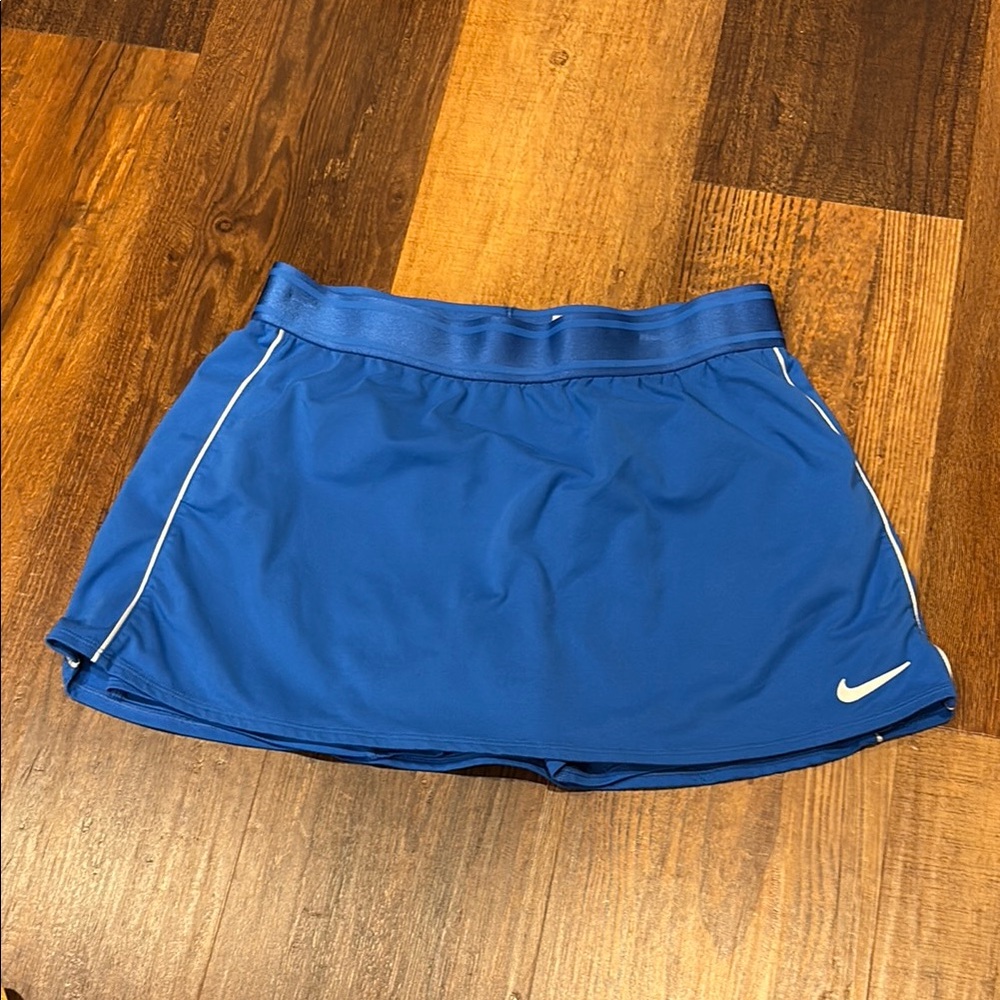 Nike Women's Royal Blue Skort